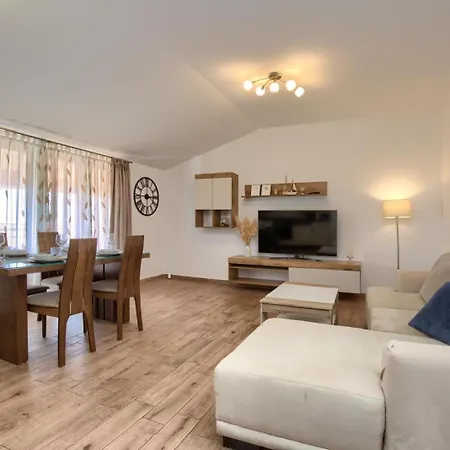 Апартаменты Mikulic *