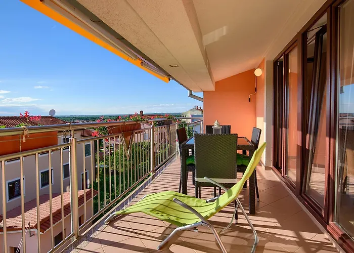 Mikulic 아파트 풀라