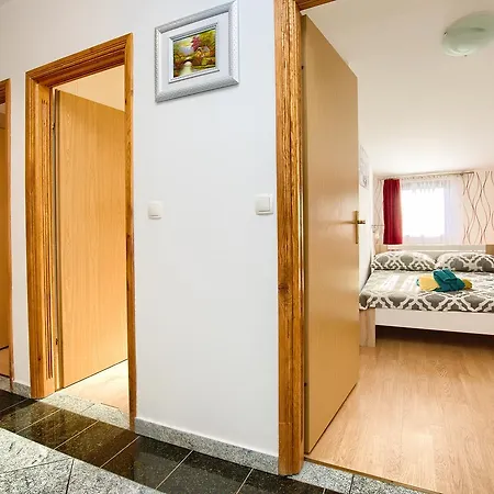 Mikulic Apartament Pula